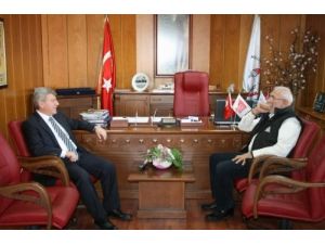 Hayırsever İş Adamından Gülsar’a İadei Ziyaret