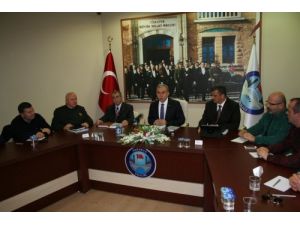 Vali, Seçim Bürolarına Güvenlik Kamerası Takılmasını İstedi