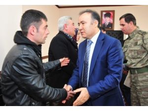 Vali Altıparmak, Yaralı Özel Harekat Polislerini Ziyaret Etti