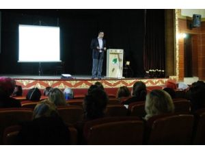 Aile Merkezleri Eğitim Üssü Gibi