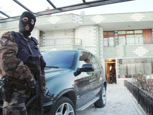 Badana boyacılıktan milyonluk çeteye