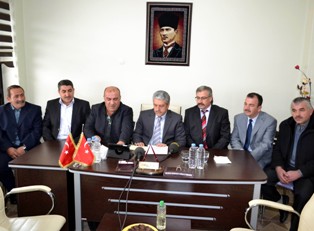 Galericiler başkanı Uzman tekrar aday