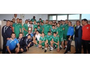 Bursa'da Tuncay Şanlı Arkadaşlarına Veda Etti