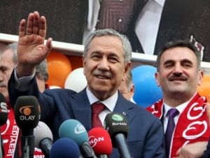 Arınç: Millete Hizmetkar Olmak İçin Yola Çıktık