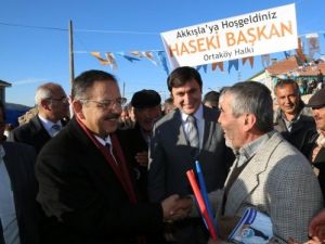 Başkan Özhaseki, Köyleri Ziyaret Etti