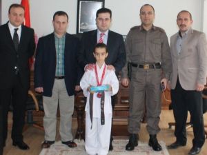 Akyazı’nın Türkiye Birinciliği, Ödüllendirildi