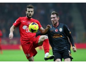 Galatasaray: 3 - Eskişehirspor: 0