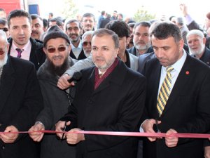 ‘Yanlışı düzeltmek için geliyoruz’