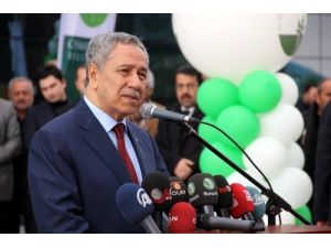 Arınç: Sanki Tutacak Gibi