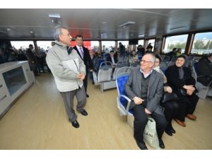 İzmir Körfezi’nin Yeni Arabalı Vapuru Mavi Körfez ‘vira Bismillah’ Dedi