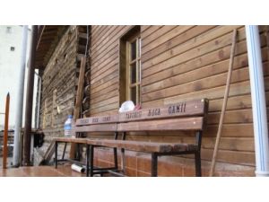 Çivisiz Ahşap Cami, İskilip'e Kuruldu