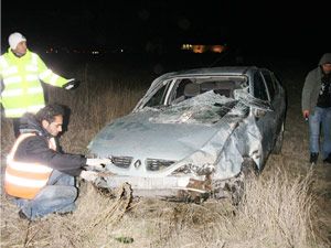 Ata çarpmamak için direksiyonu kıran sürücü hayatını kaybetti