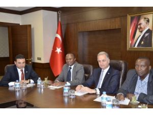 Burundili İşadamları İskenderun Ticaret Ve Sanayi Odası'nı Ziyaret Etti