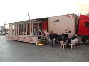 Kızılay Optimum’da Kan Bağışçılarıyla Buluştu