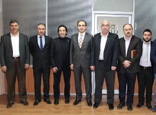 Başkan Altay'ın ziyaretlerini sürdürüyor