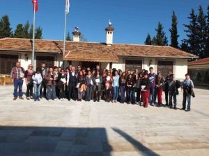 Ab'li Öğrenci Ve Öğretmenler Yörük Hayatını Evrenseki'de Tanıdı