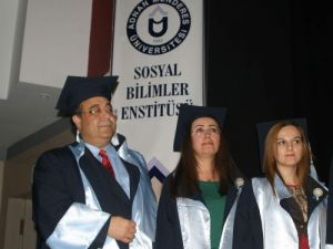 Rektör Kendi Üniveristesinden Diploma Aldı