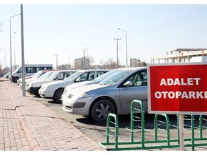 Avukatların otopark tepkisi