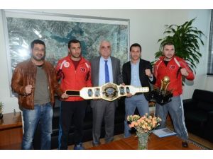 Dünya Şampiyonu Sporcu Tuncel’i Ziyaret Etti