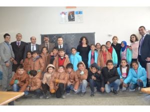 İstanbullu İş Kadınlarından Sasonlu Çocuklara Mont