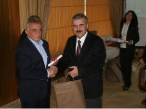 Aydın Milli Eğitim'den Hayırseverlere Teşekkür Plaketi