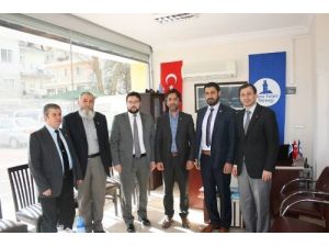 "Yardım Dernekleri, Dünyaya Değer İhraç Ediyor"