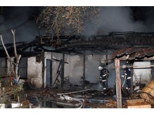 Muğla'da Ev Yangını