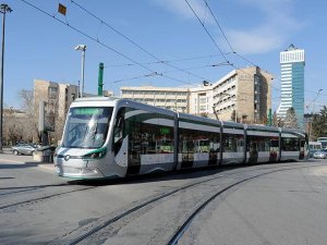 Tramvaya Facebook'tan tepki yağdı