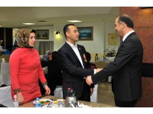 Başkan Akgül, Şehit Yakınları Ve Gazilerle Kahvaltı Yaptı