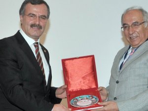 KSO Başkanı Kütükcü 10. Kobi Zirvesinde
