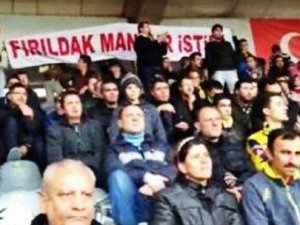 CHP'li Mansur Yavaş'a pankart şoku