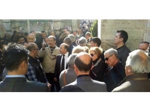 Mhp'nin Tutuklu Vekili Engin Alan'ın Acı Günü