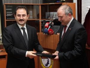 Fatih Projesi Çerçevesinde Çorum'da Tablet Dağıtıldı