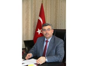 Müftü Coşkun: Araçları Rastgele Park Etmek, Kırmızı Işıkta Geçmek Caiz Değil