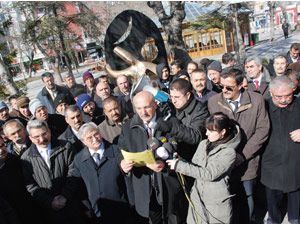 ‘İşçinin sesini duyun’
