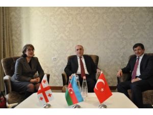 Türkiye-azerbaycan-gürcistan Dışişleri Bakanları Toplandı