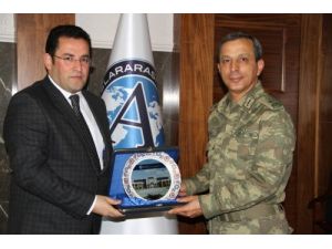 Garnizon Komutanı'ndan Uaü'ye Övgü