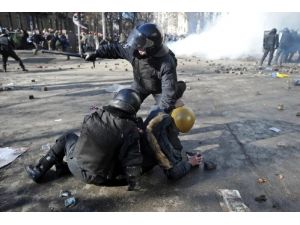 Kremlin: Ukrayna’daki Gelişmelere Müdahil Değiliz