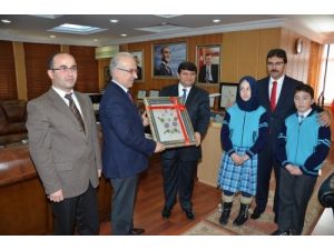 İmam Hatipli Öğrenciler Vali Mayda’ya Teşekkür Etti