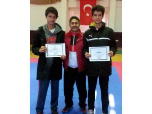 Yıldırımhanlı Kardeşler Tekvandoda Mersin Birincisi Oldu