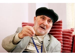 "Hizmet, İslam'ı Yaşamak Ve Yaşatmaktır; Hocaefendi Bu Hususta Örnektir" (Özel)