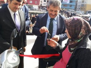 Her şey seçim için!