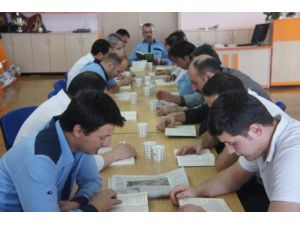 Aziziye Koleji'nde 'Herkes O'nu Okuyor'