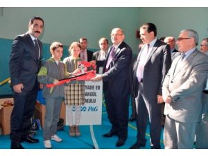 Şaypa'dan Öğrencilere Spor Malzemesi Desteği