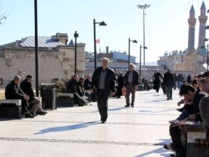 Vatandaşlar Cemreye Koştu