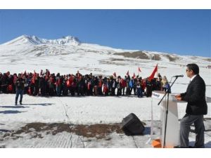 Erciyes’te 'Vatan Sevgisi' Yürüyüşü Gerçekleştirildi