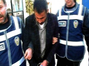 Tükürerek para çaldı!