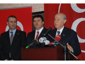 Bahçeli: Başbakan, 17 Aralık Sonrası Artık Rabia Selamı Yapamıyor