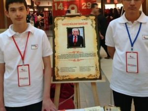 Öğrencilerden 'Türkçe'nin Sultanları' Sergisi