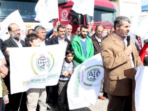 Konya Suriye'ye 11 TIR gönderdi